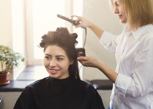 peluqueria estilista mujer